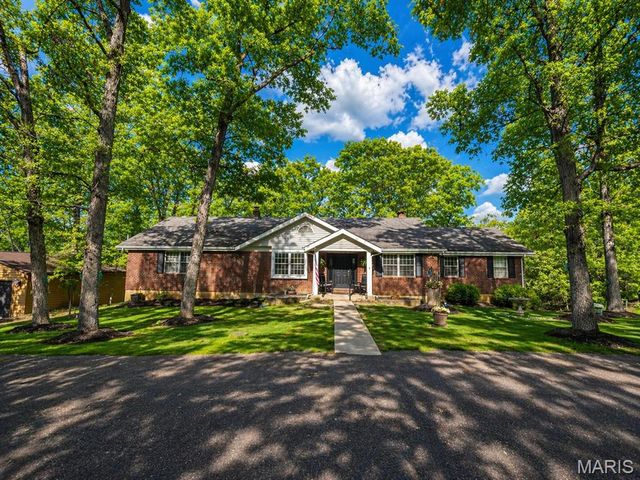 1338 Gainsborough Court, Marthasville, MO 63357