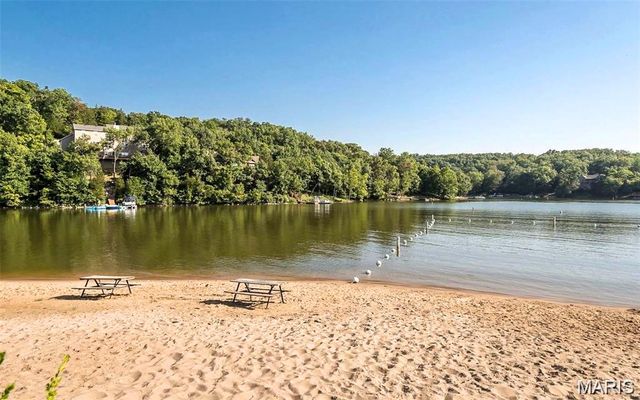 1338 Gainsborough Court, Marthasville, MO 63357