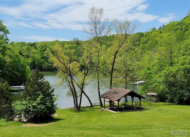 1338 Gainsborough Court, Marthasville, MO 63357