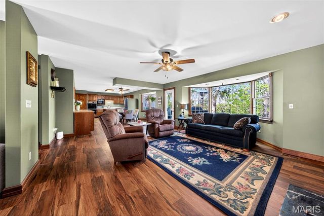 1338 Gainsborough Court, Marthasville, MO 63357