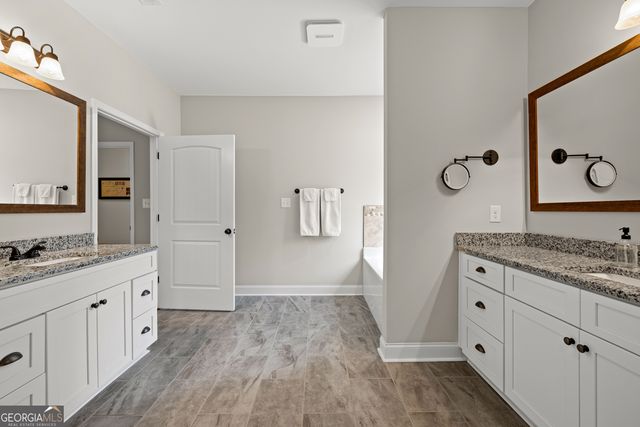 723 Sid Hunter Road, Senoia, GA 30276