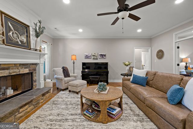 723 Sid Hunter Road, Senoia, GA 30276