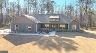 723 Sid Hunter Road, Senoia, GA 30276