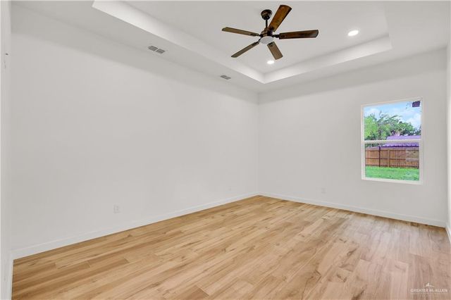 1121 La Vista Avenue, Mcallen, TX 78501