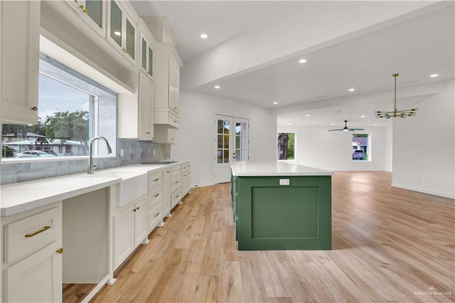 1121 La Vista Avenue, Mcallen, TX 78501