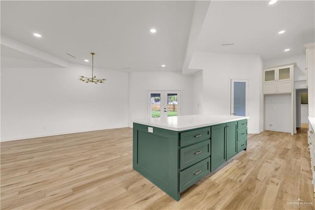 1121 La Vista Avenue, Mcallen, TX 78501