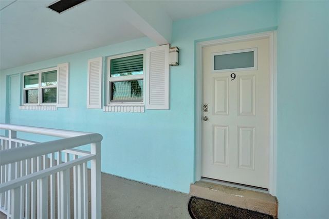 2330 NE 36th Street 9, Lighthouse Point, FL 33064