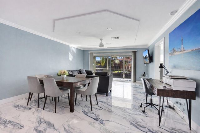 2330 NE 36th Street 9, Lighthouse Point, FL 33064