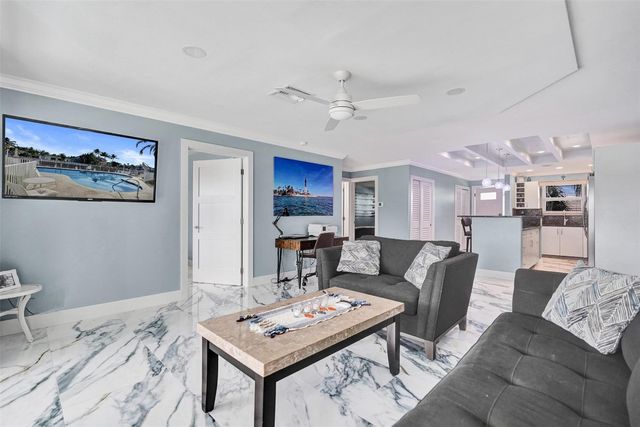 2330 NE 36th Street 9, Lighthouse Point, FL 33064