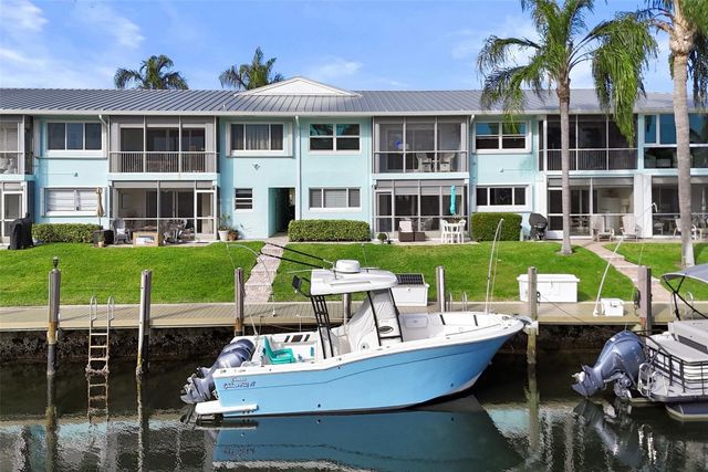 2330 NE 36th Street 9, Lighthouse Point, FL 33064