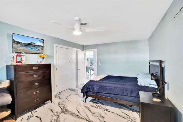 2330 NE 36th Street 9, Lighthouse Point, FL 33064