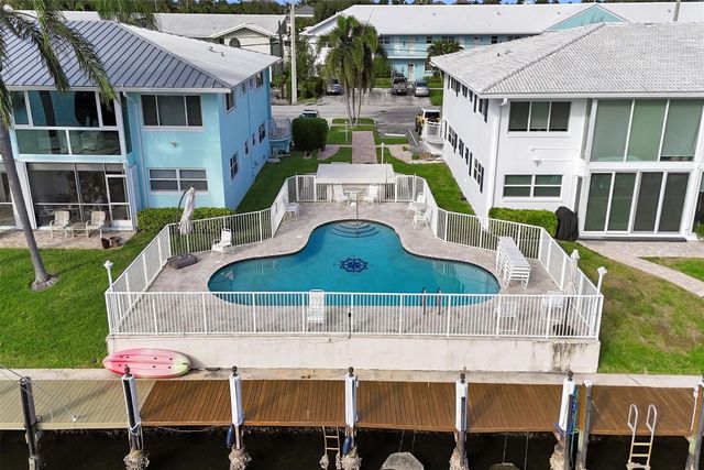 2330 NE 36th Street 9, Lighthouse Point, FL 33064