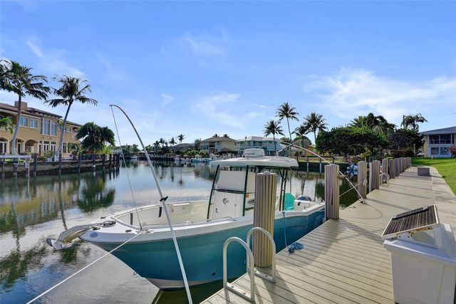 2330 NE 36th Street 9, Lighthouse Point, FL 33064