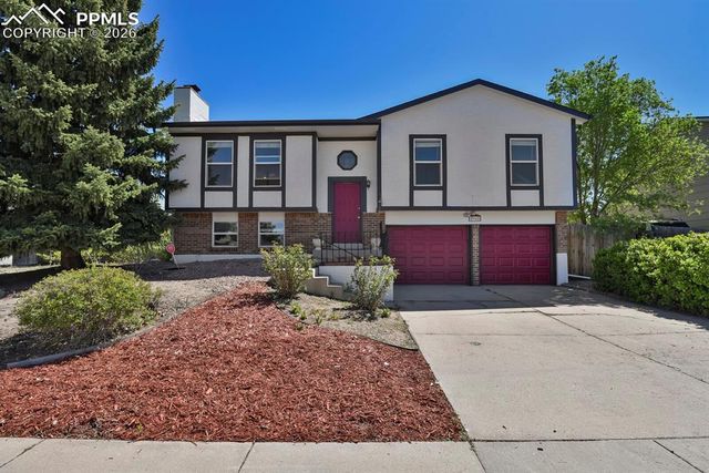 2965 Maroon Bells Avenue, Colorado Springs, CO 80918