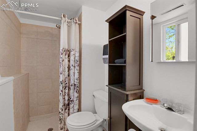 2965 Maroon Bells Avenue, Colorado Springs, CO 80918