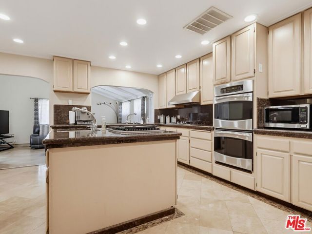 12449 Allin Street, Los Angeles, CA 90066