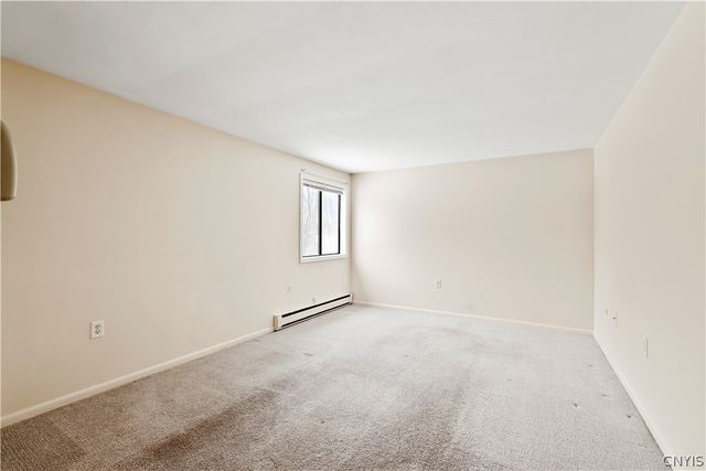 240 Watertree Drive, Dewitt, NY 13057