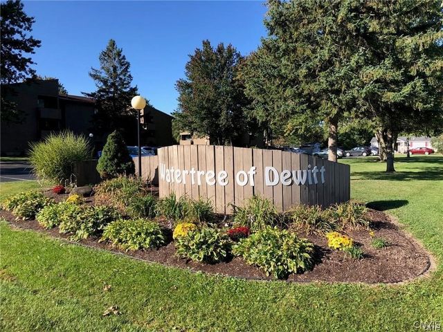 240 Watertree Drive, Dewitt, NY 13057