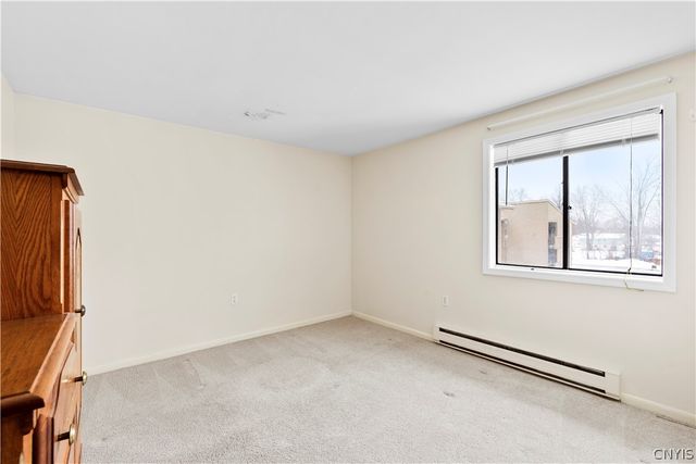 240 Watertree Drive, Dewitt, NY 13057