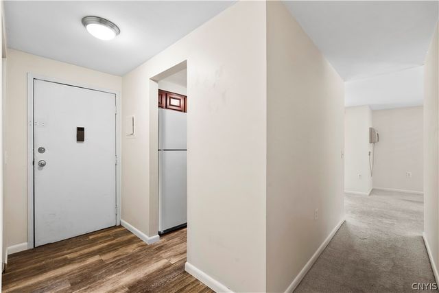 240 Watertree Drive, Dewitt, NY 13057