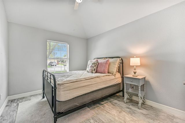 221 River Basin Lane, Dickinson, TX 77539