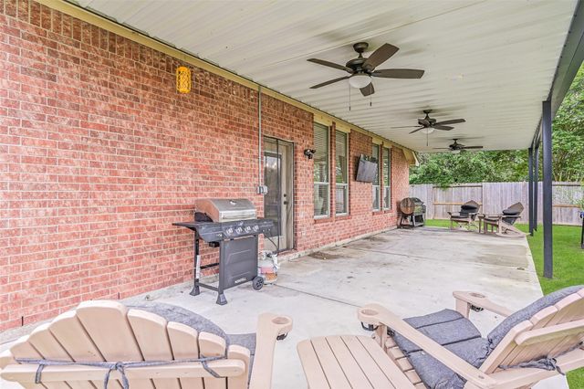 221 River Basin Lane, Dickinson, TX 77539