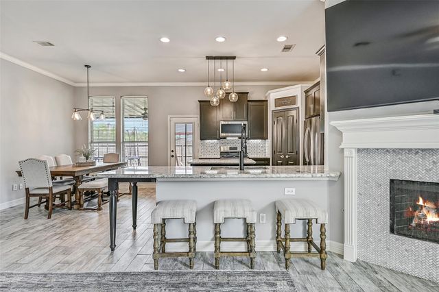 221 River Basin Lane, Dickinson, TX 77539