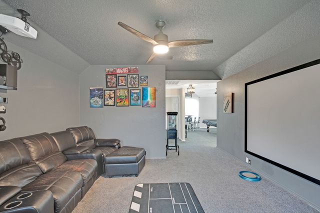 428 Vasey Oak Drive, Keller, TX 76248