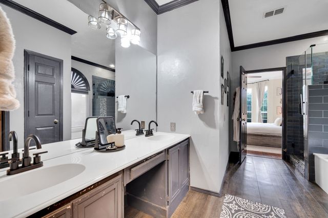 428 Vasey Oak Drive, Keller, TX 76248