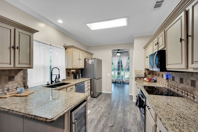 428 Vasey Oak Drive, Keller, TX 76248