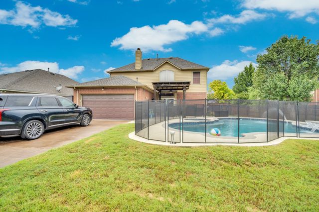 428 Vasey Oak Drive, Keller, TX 76248