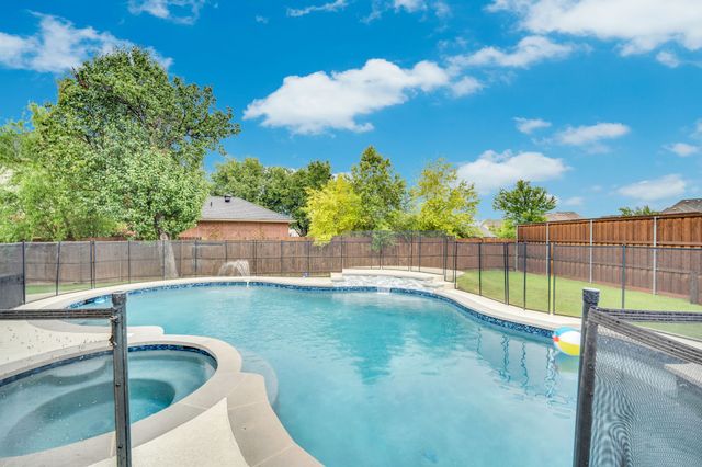 428 Vasey Oak Drive, Keller, TX 76248