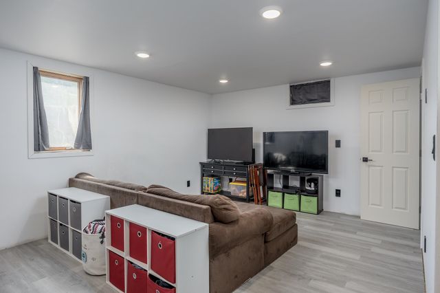 1230 HAYES AVENUE, Fairbanks, AK 99701