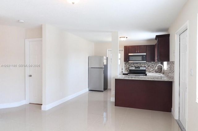 1861 NW 59th Way, Sunrise, FL 33313