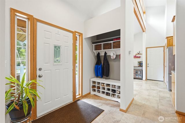135 Hosanna Way, Camano Island, WA 98282