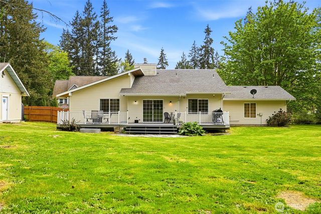 135 Hosanna Way, Camano Island, WA 98282