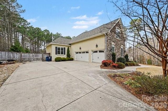 300 Old Hickory Court, Fort Mill, SC 29715