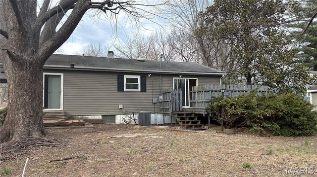 1072 Prigge Road, St Louis, MO 63138