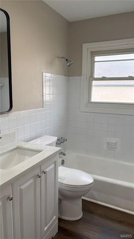 1072 Prigge Road, St Louis, MO 63138