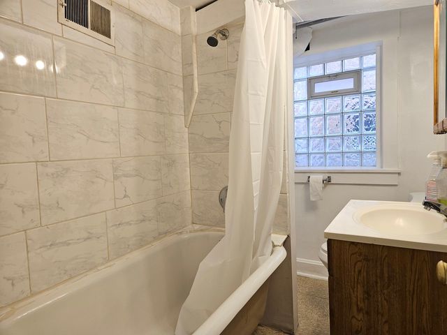 2340 Harvey Avenue, Berwyn, IL 60402