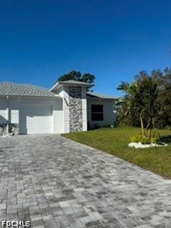 350 Limerick AVE S, Lehigh Acres, FL 33974