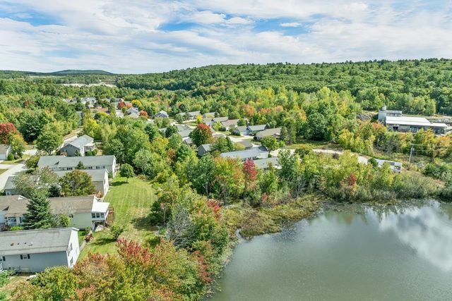63 Sagewood Circle, Hooksett, NH 03106