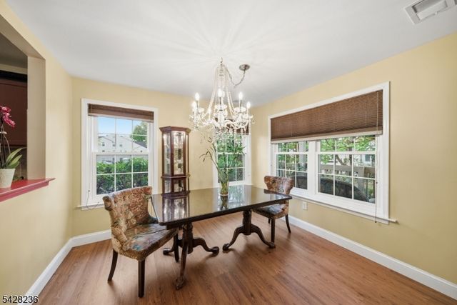3 Juniper Ct 123, Clifton City, NJ 07014