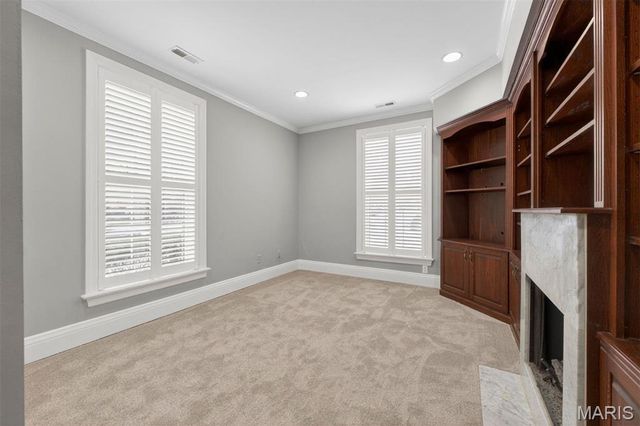 7542 Wydown Boulevard A, Clayton, MO 63105