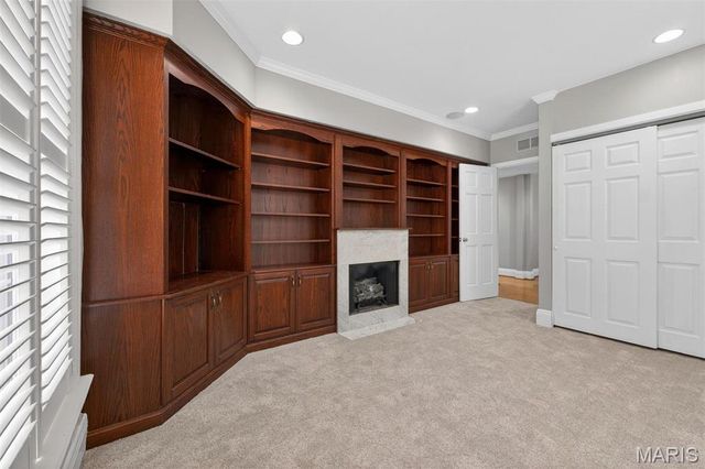 7542 Wydown Boulevard A, Clayton, MO 63105