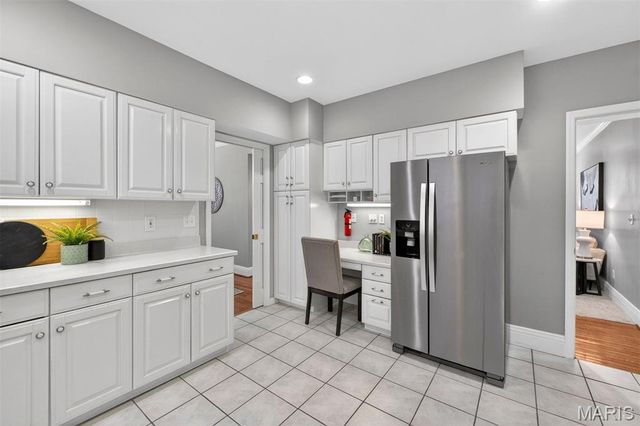 7542 Wydown Boulevard A, Clayton, MO 63105