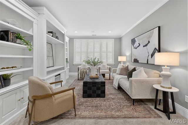 7542 Wydown Boulevard A, Clayton, MO 63105