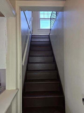 2569 Lexington Avenue, Columbus, OH 43211
