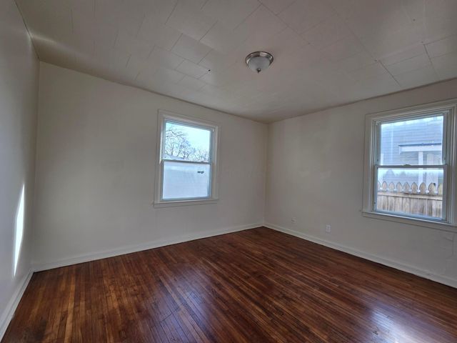 2569 Lexington Avenue, Columbus, OH 43211