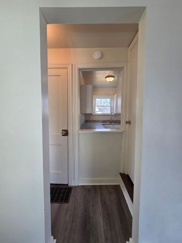 2569 Lexington Avenue, Columbus, OH 43211